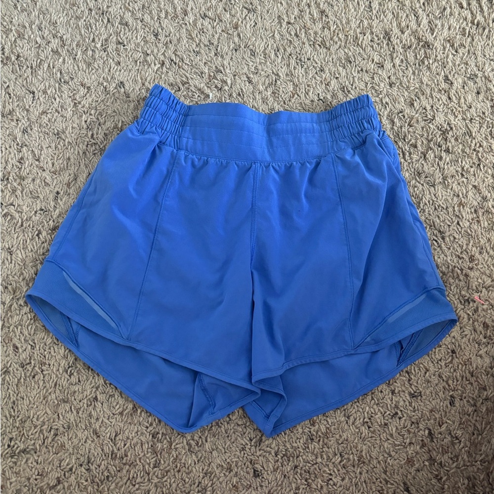 lululemon high rise hotty hot shorts